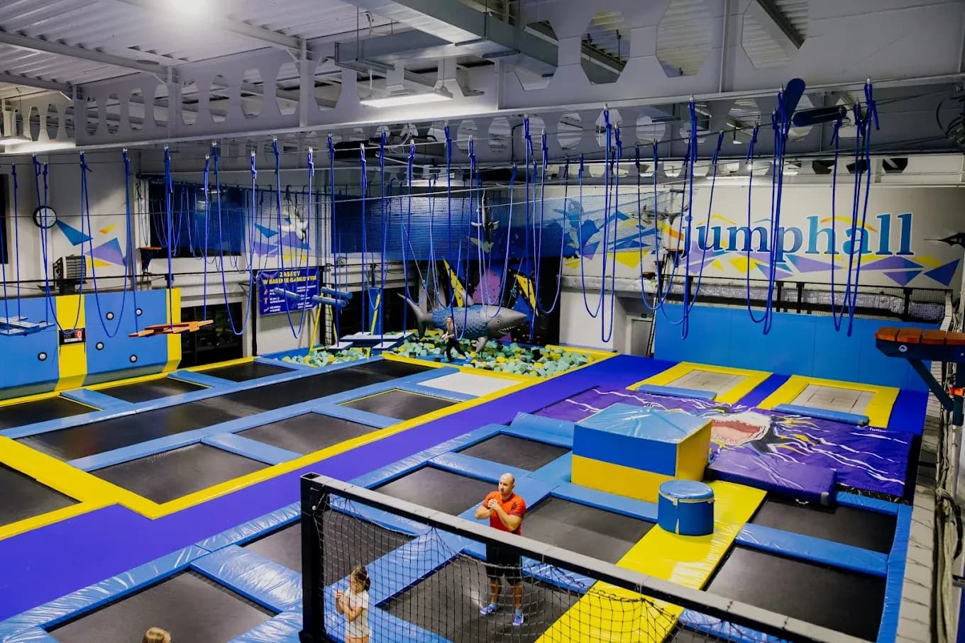 zdjęcie 2 w Jump Hall