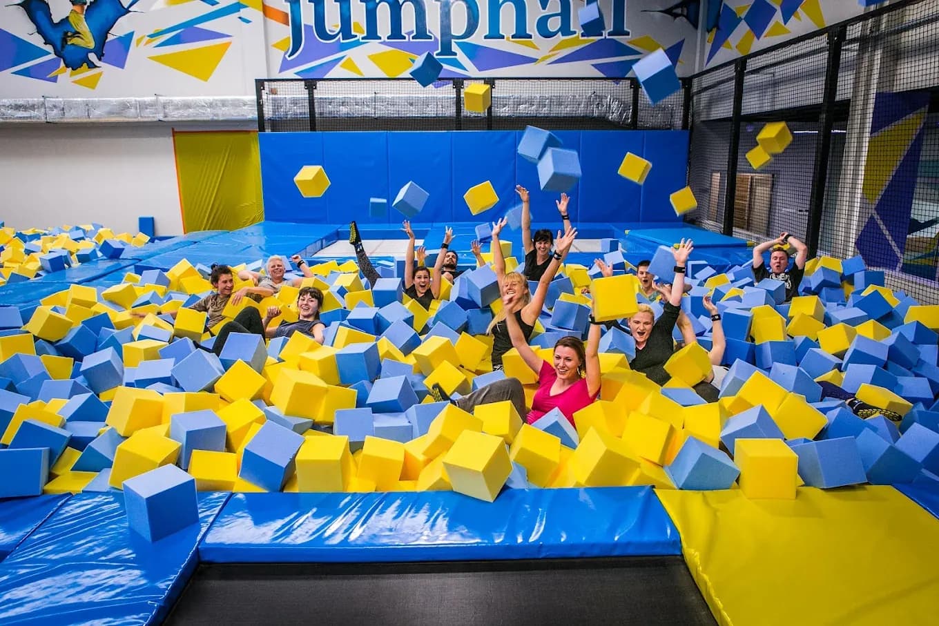 zdjęcie 4 w Jump Hall
