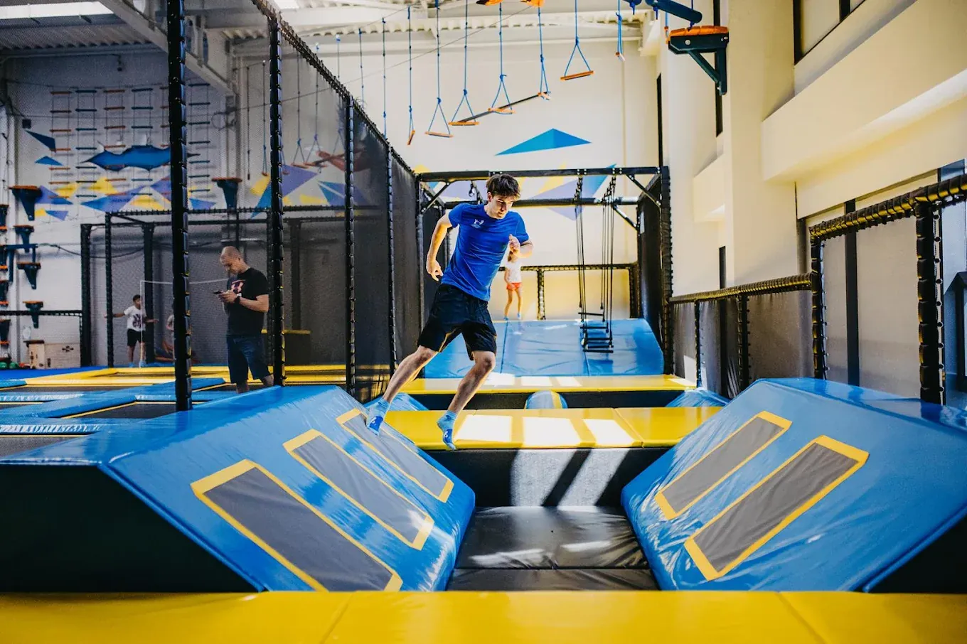 zdjęcie 6 w Jump Hall