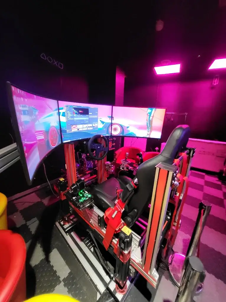 zdjęcie 5 w VirtualCity