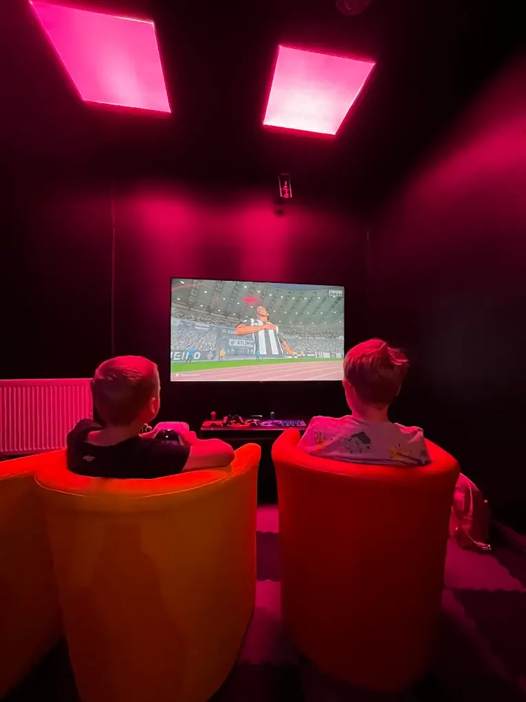 zdjęcie 7 w VirtualCity
