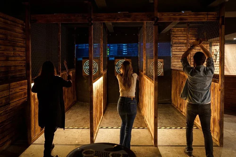 zdjęcie 5 w Wiking Axe Throwing Club